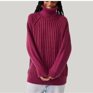Free People Big City Turtleneck oversized sweater in Mulberry size small